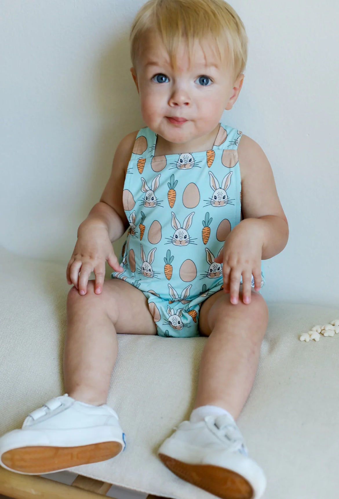 Southern Slumber Blue Bunny Bamboo Sun Bubble with Adjustable Straps