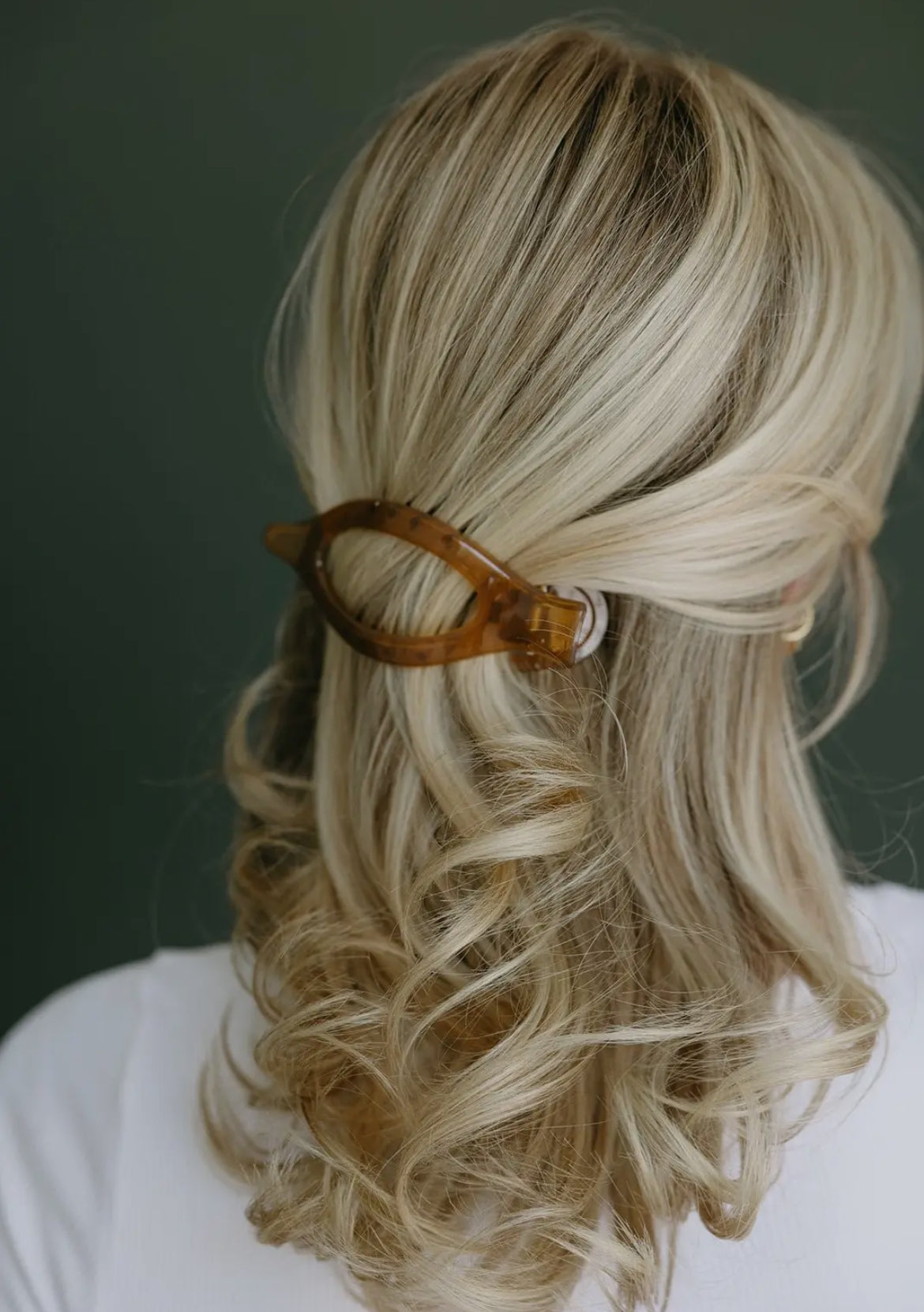 Shop ANDi Duckbill Claw Clip-Brown