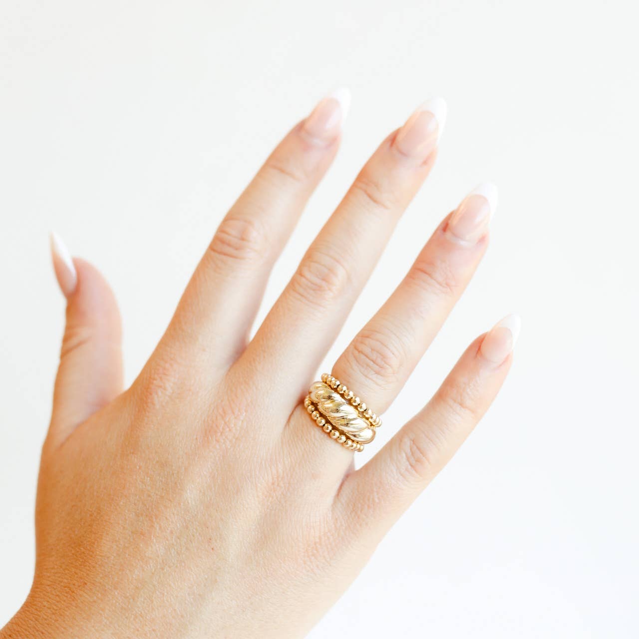 Beaded Blondes Ella Beaded Band Ring in Gold-5/6