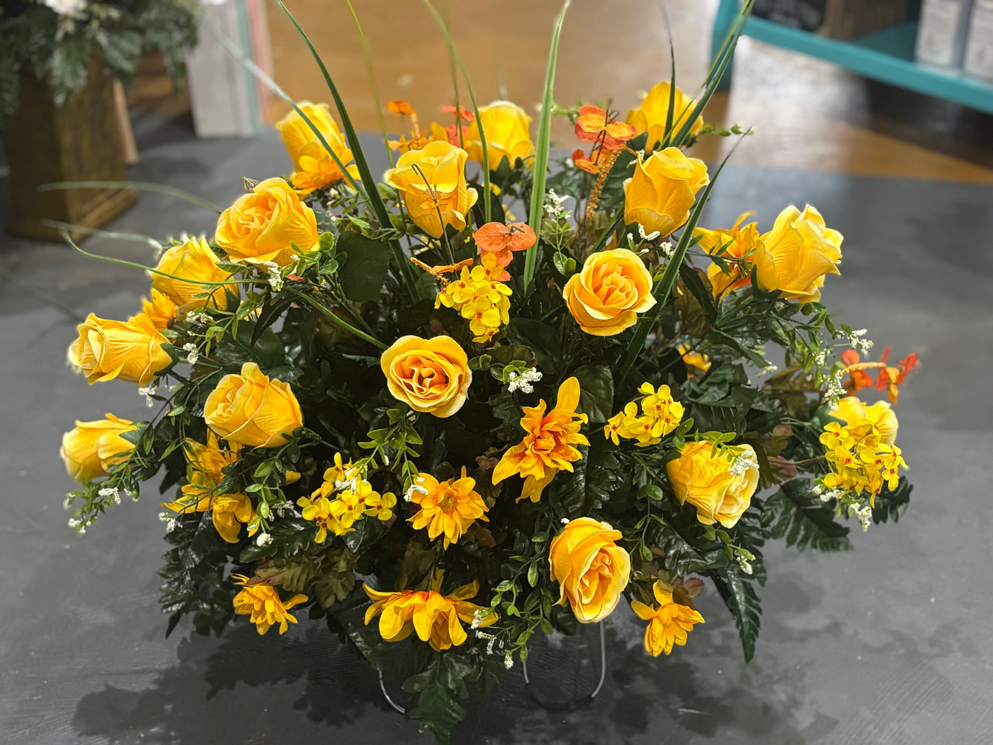 Solid Yellow Mix Memorial Saddle