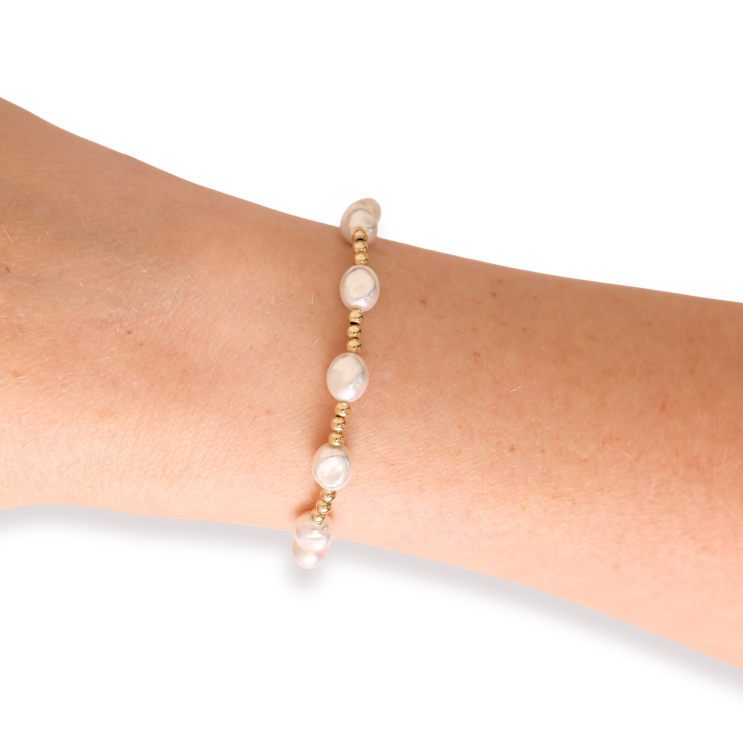 Beaded Blondes Bri Pearl Bracelet in Gold-Standard