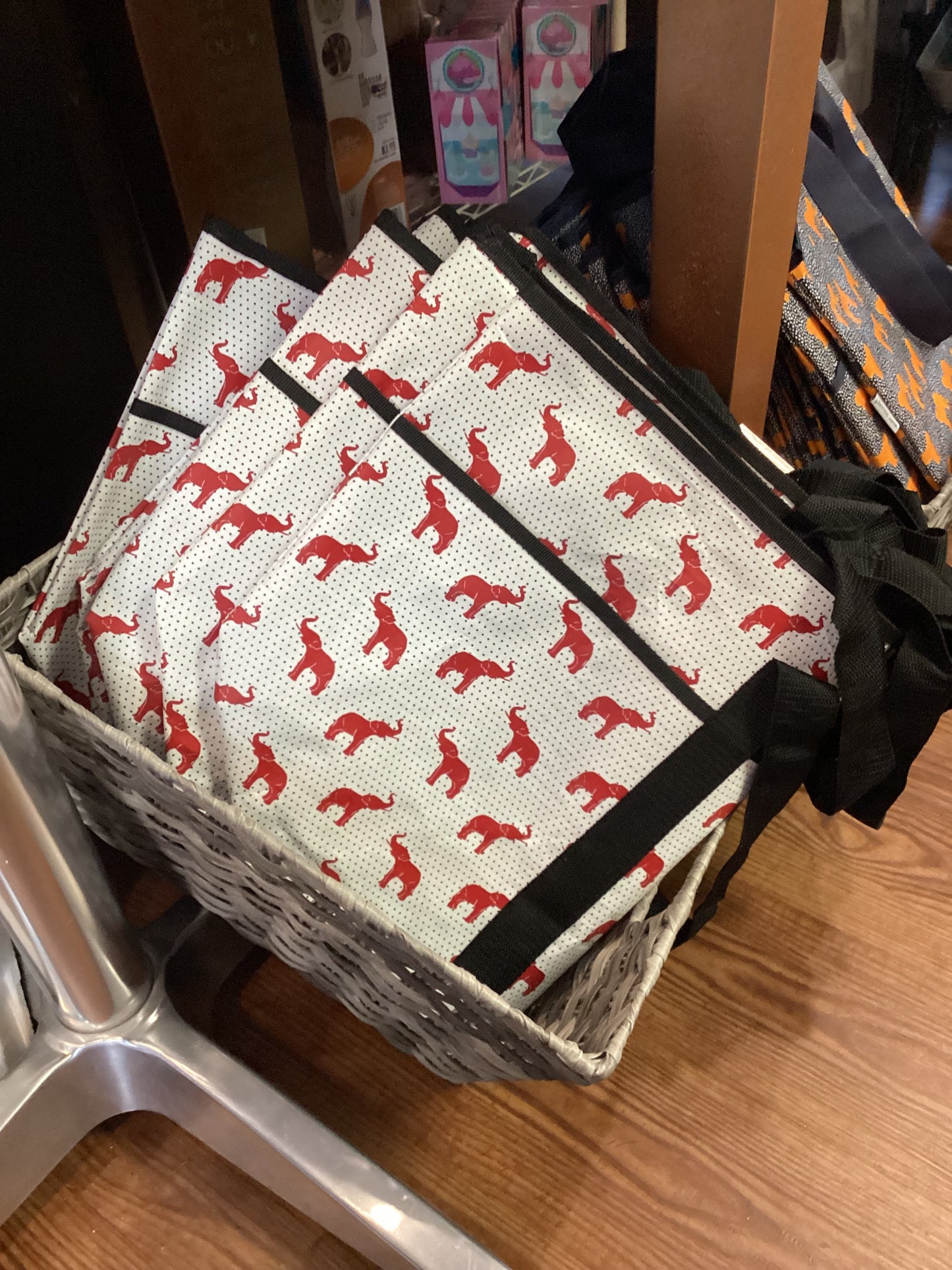 Mary Square Large Open Tote-Elephant Pride