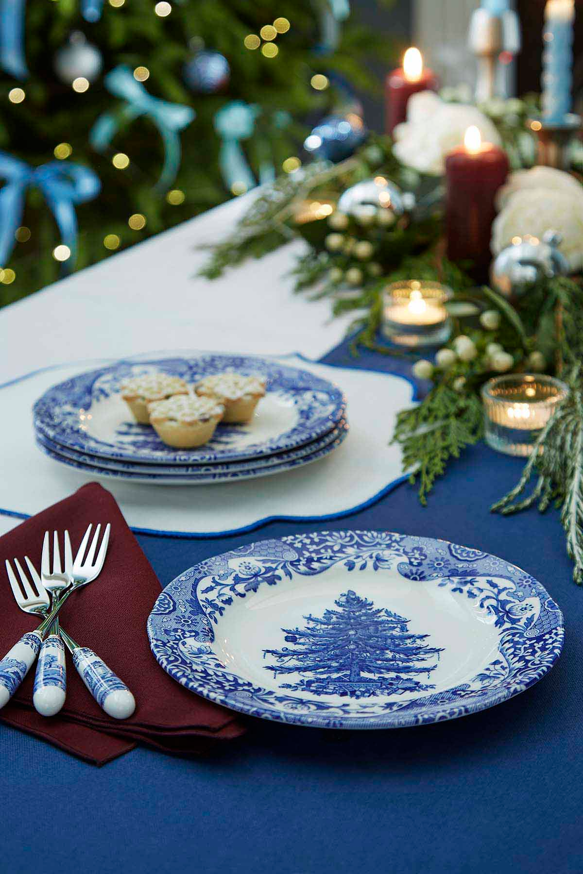 Kendrick Home Italian Christmas Salad Plate