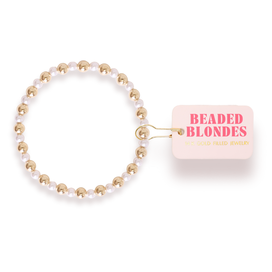Beaded Blondes Anna Pearl Bracelet in Gold-Standard