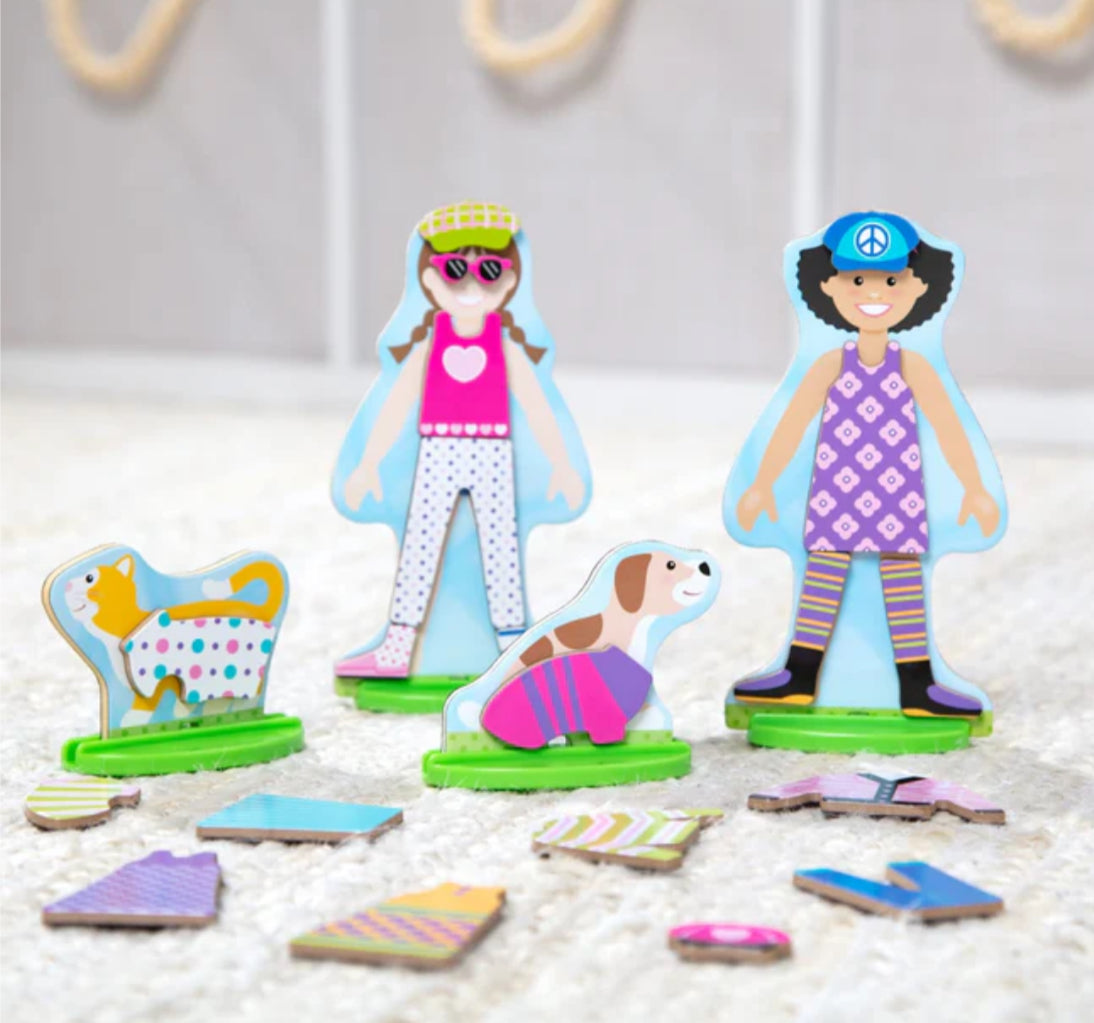 Melissa & Doug Best Friends Magnetic Dress-Up Play Set