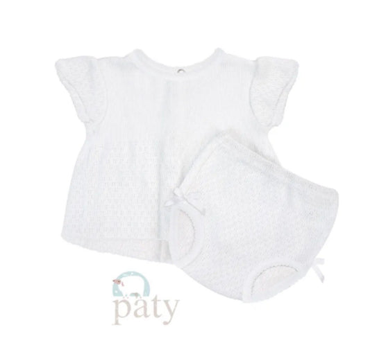 Paty 2-Piece Flutter Sleeve
Diaper Set W/Bows (3 months)
