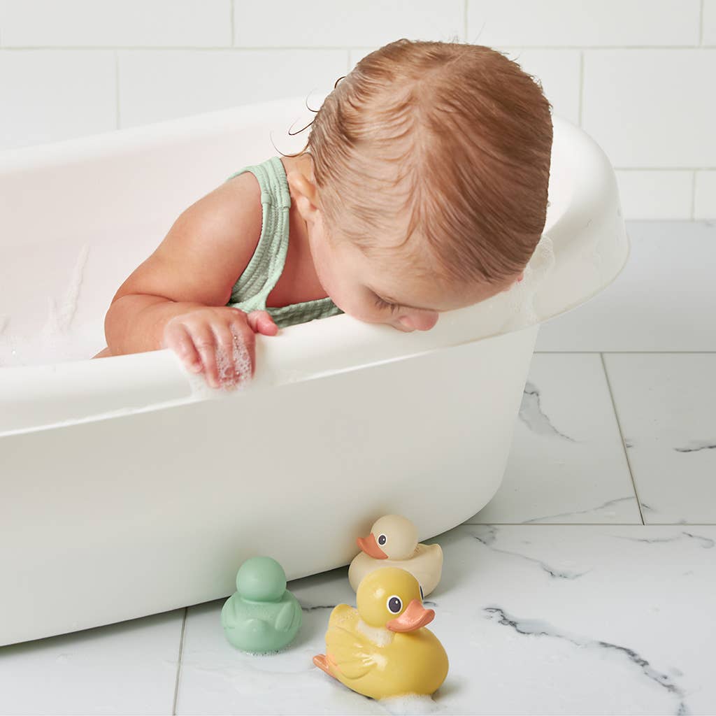 Itzy Ducky Family Bath & Table Toys