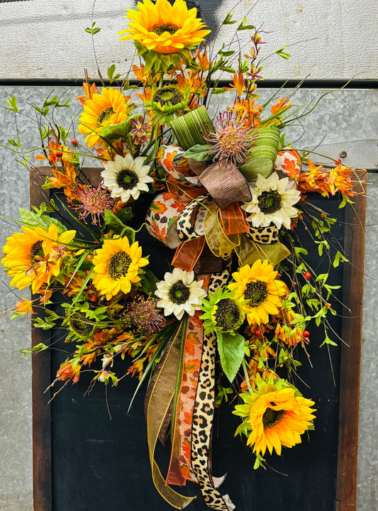 Mixed Sunflower Wreath