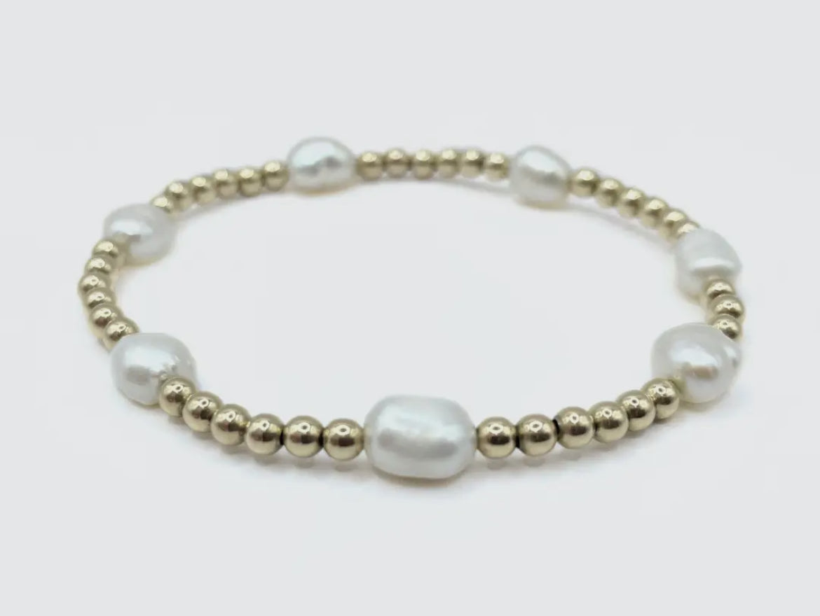 Erin Gray Baroque Patterned Pearl Bracelet in 14k Gold-Filled