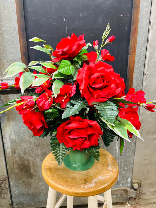 Red Rose & Glads Vase Insert