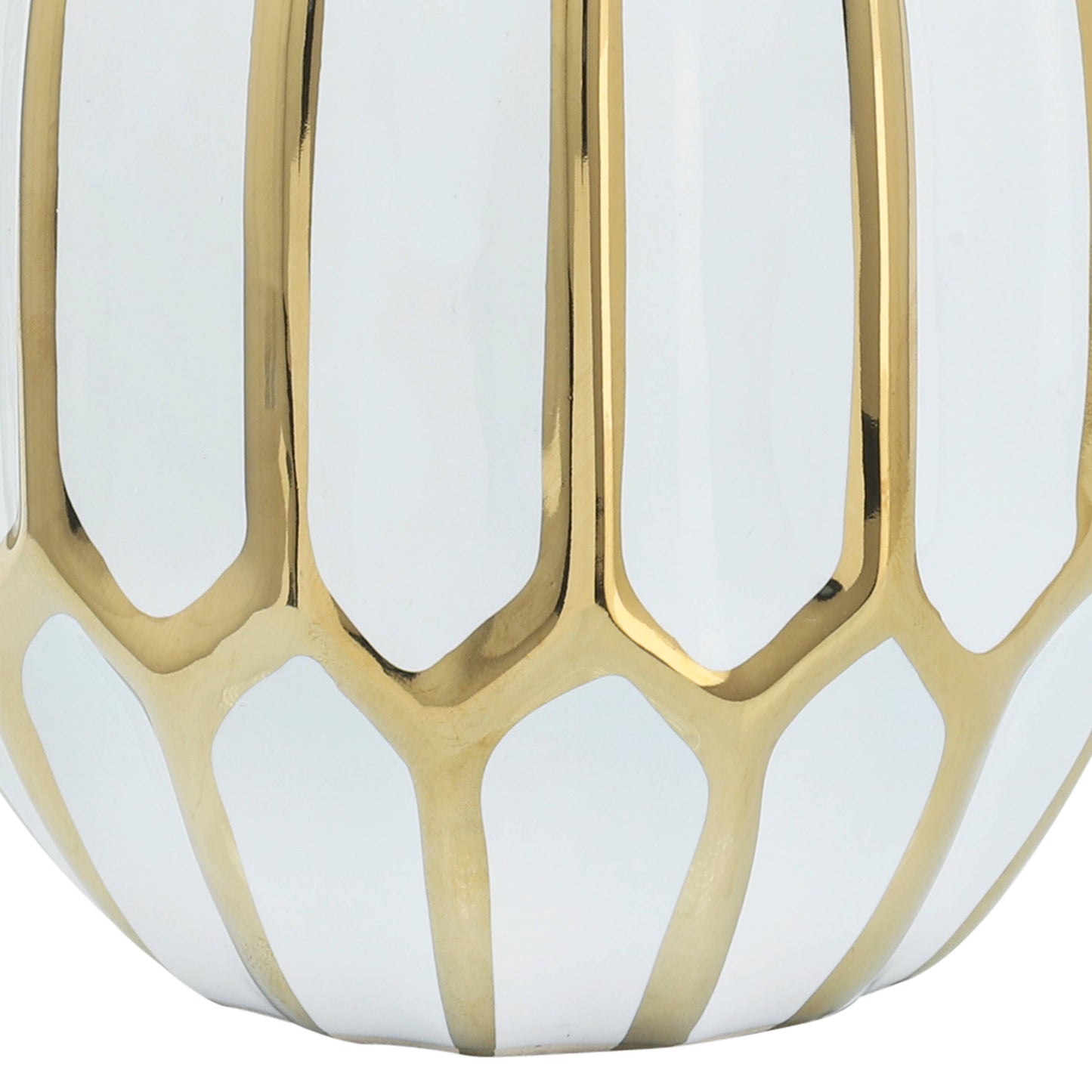 Sagebrook Home White/Gold Decorative Vase (8 inch)
