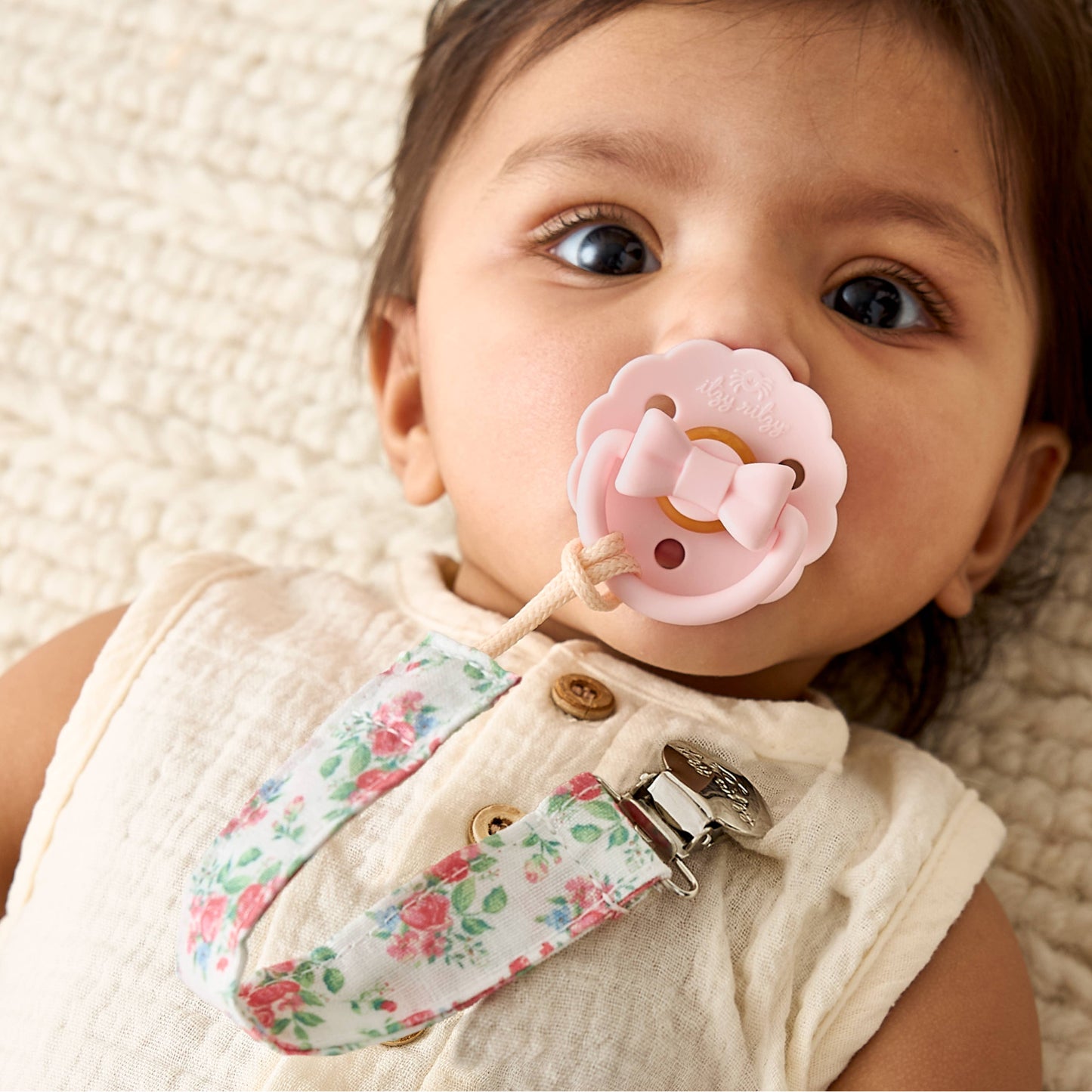 Itzy Ritzy Itzy Clip Fabric Pacifier Strap-Bow