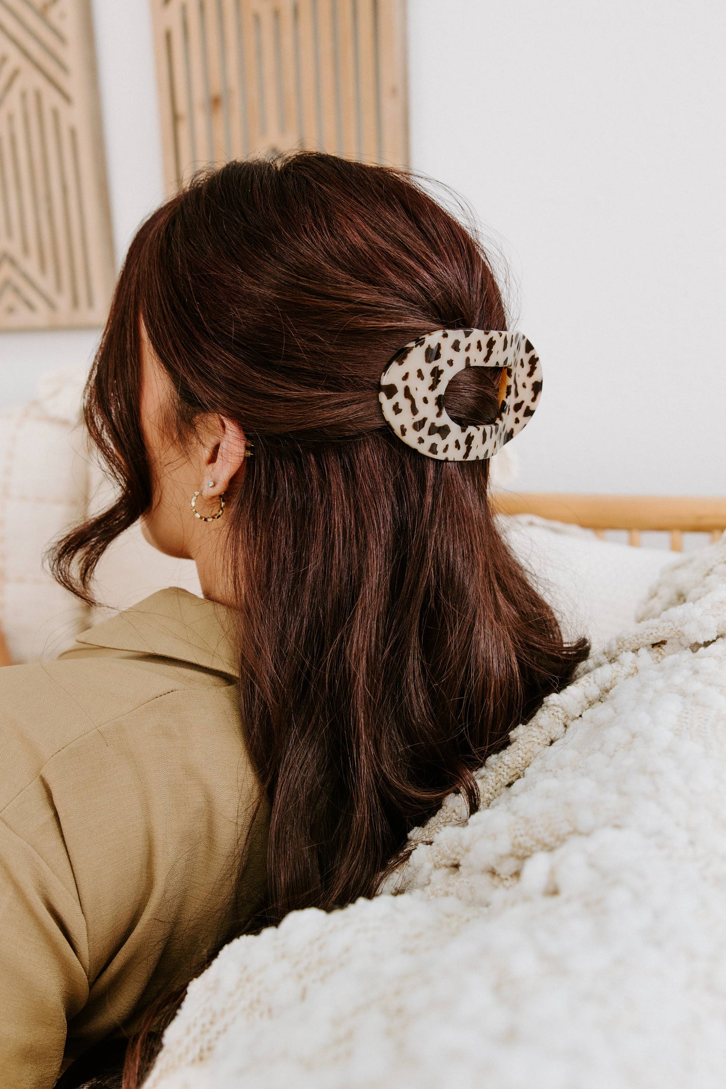 Teleties Large Round Flat Hair Clip-Blonde Tortoise