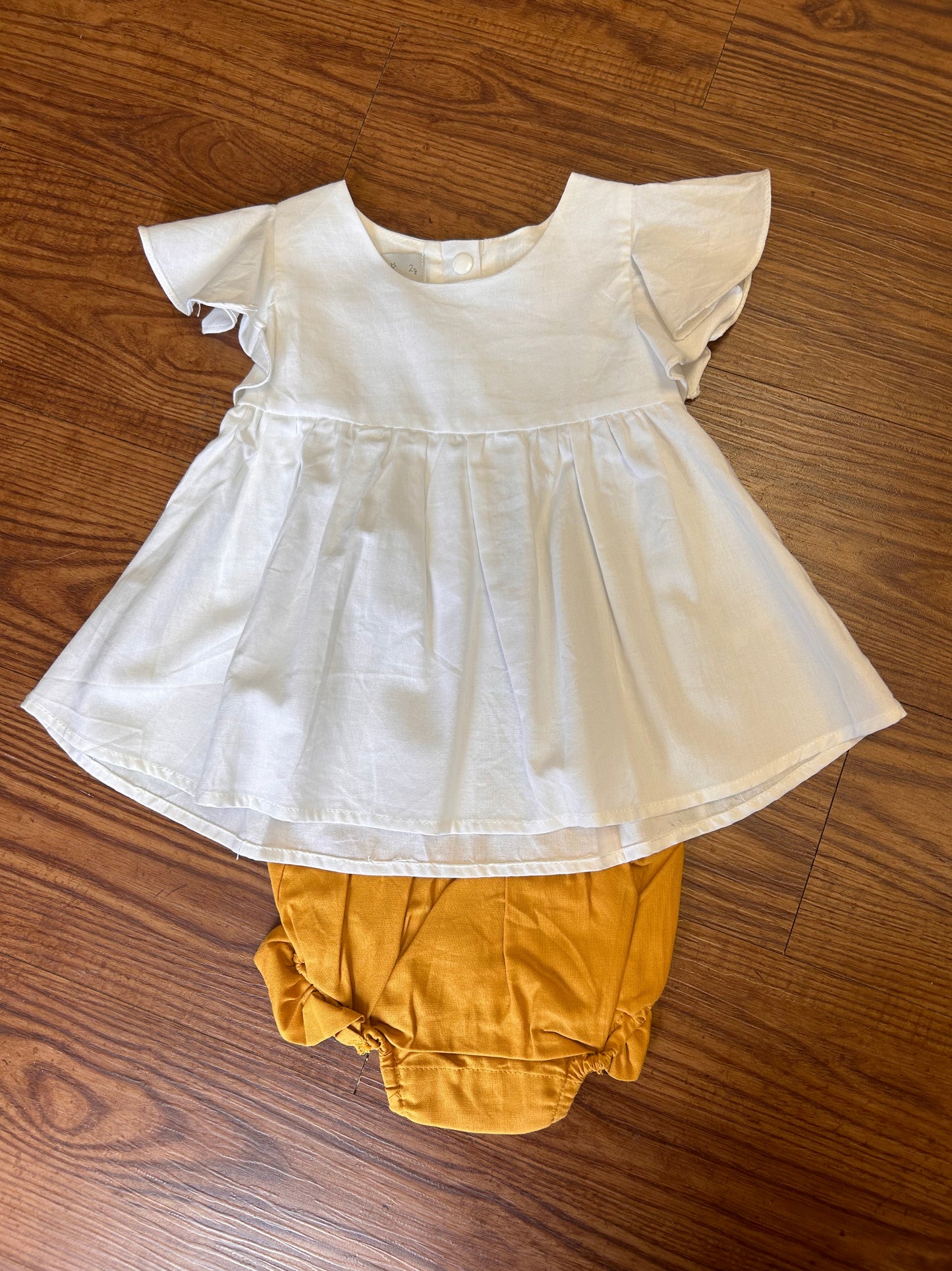 Phlona White Top With Mustard Bloomers (2T)