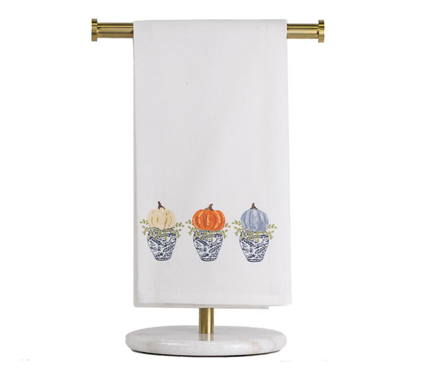 The Royal Standard Fallview Pumpkin Topiary Hand Towel