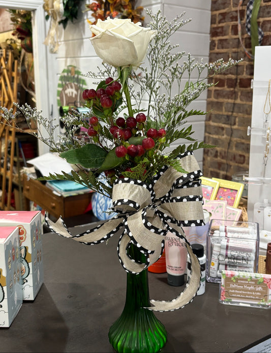 Single Fresh Cut Flower Arrangement Cash & Carry-Designers Choice; May Differ