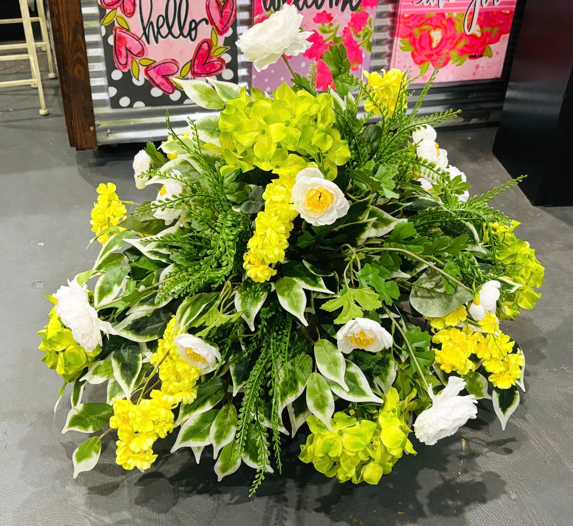 Green Hydrangea Silk Tomb Topper