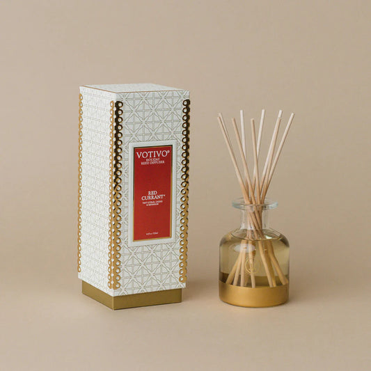 Votivo Red Currant Holiday Reed Diffuser