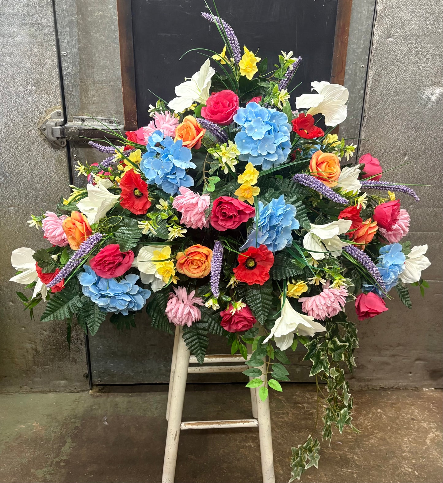 Silk Mixed Flower Casket Piece
