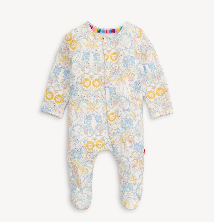 Magnetic Me Nikki Menagerie Modal Magnetic Parent Favorite Footie