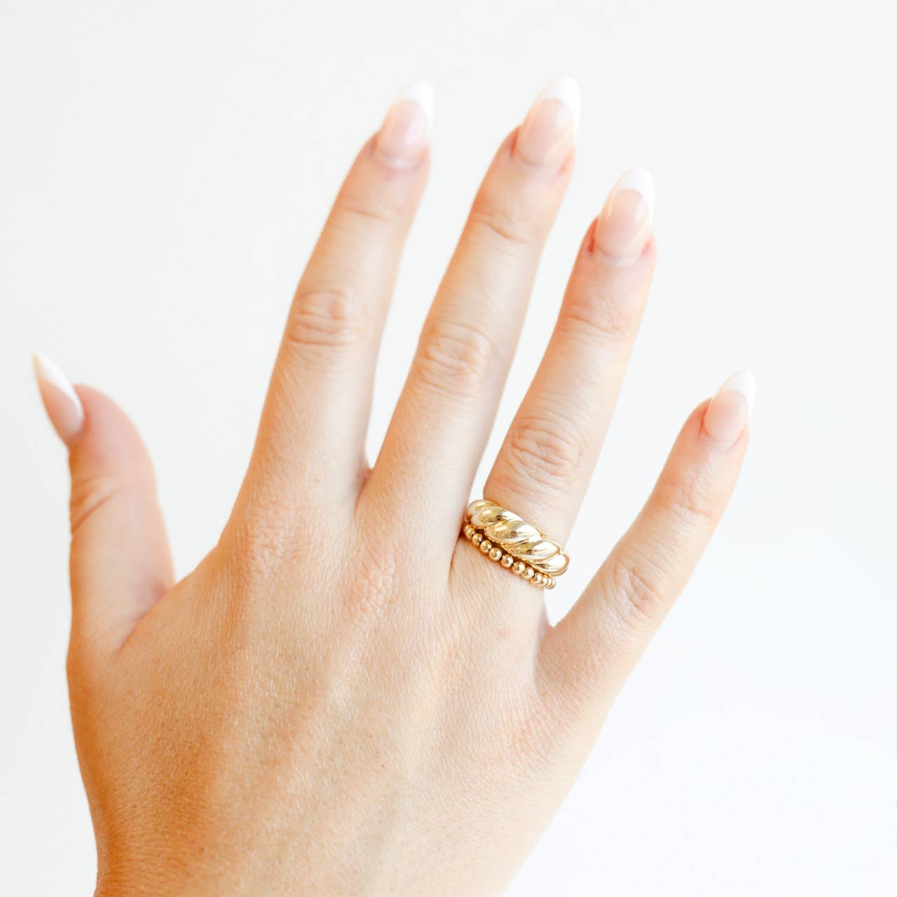 Beaded Blondes Ella Beaded Band Ring in Gold-5/6