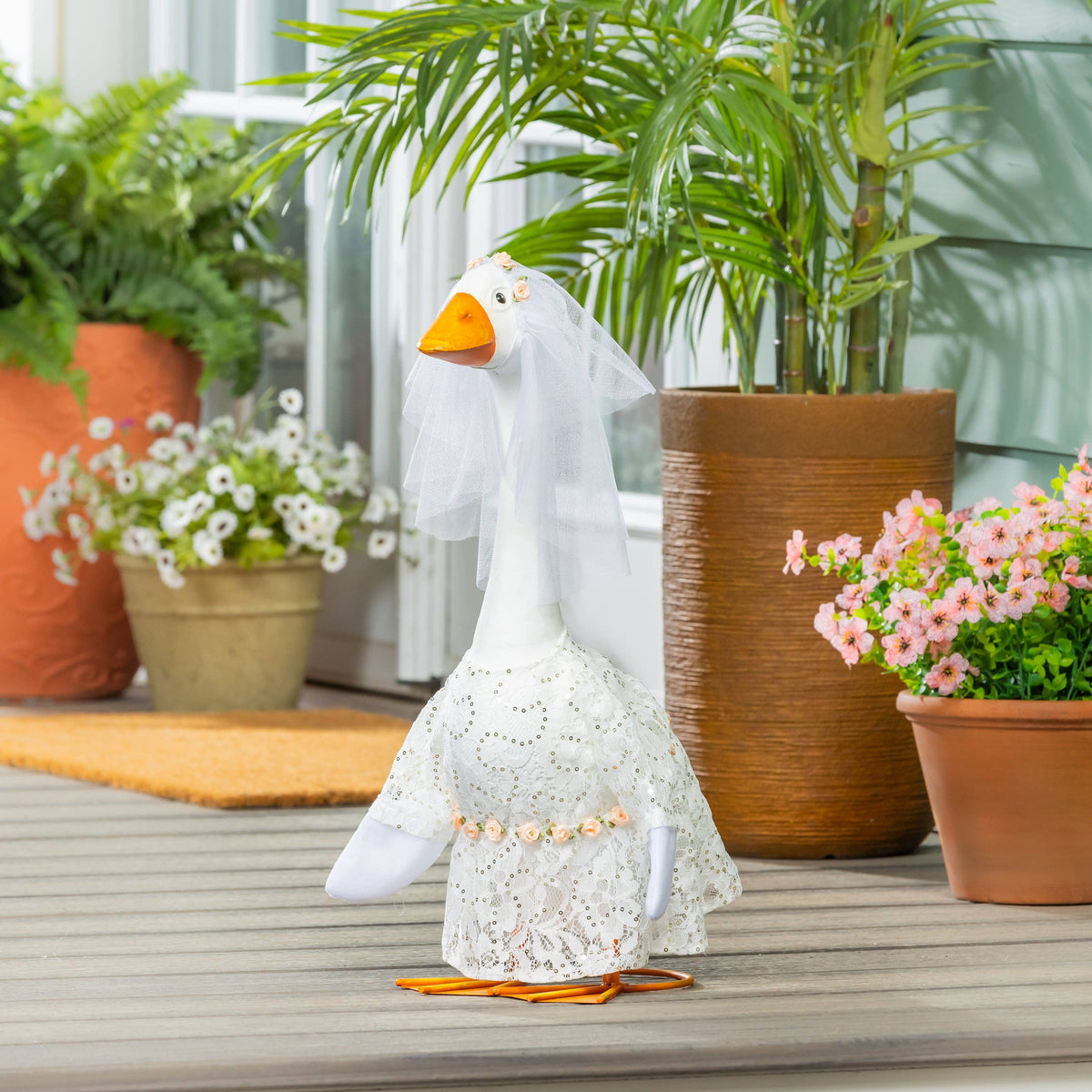 Evergreen Enterprises Giddy the Porch Goose Statue-Metal